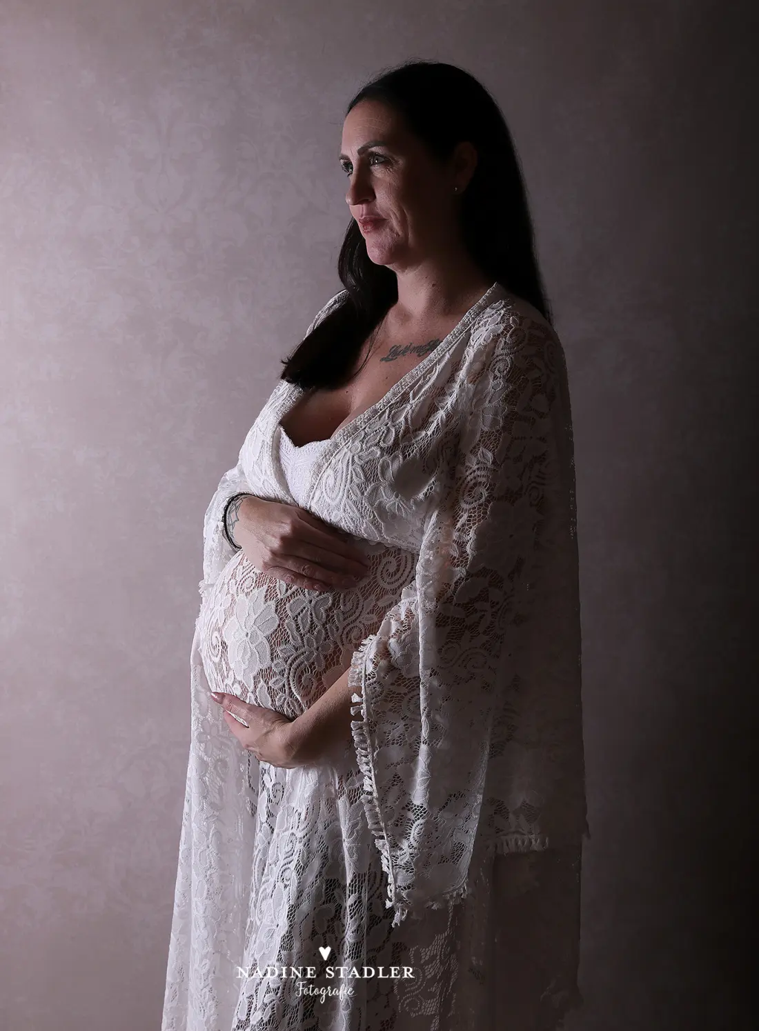 Fotografin Wuppertal, Fotograf Wuppertal, Fotostudio Wuppertal, Wuppertal, Babybauchfotoshooting Wuppertal, Babybauchfoto Wuppertal, Schwangerschaftsfoto Wuppertal, Schwangerschaft Wuppertal, Babybauch Wuppertal