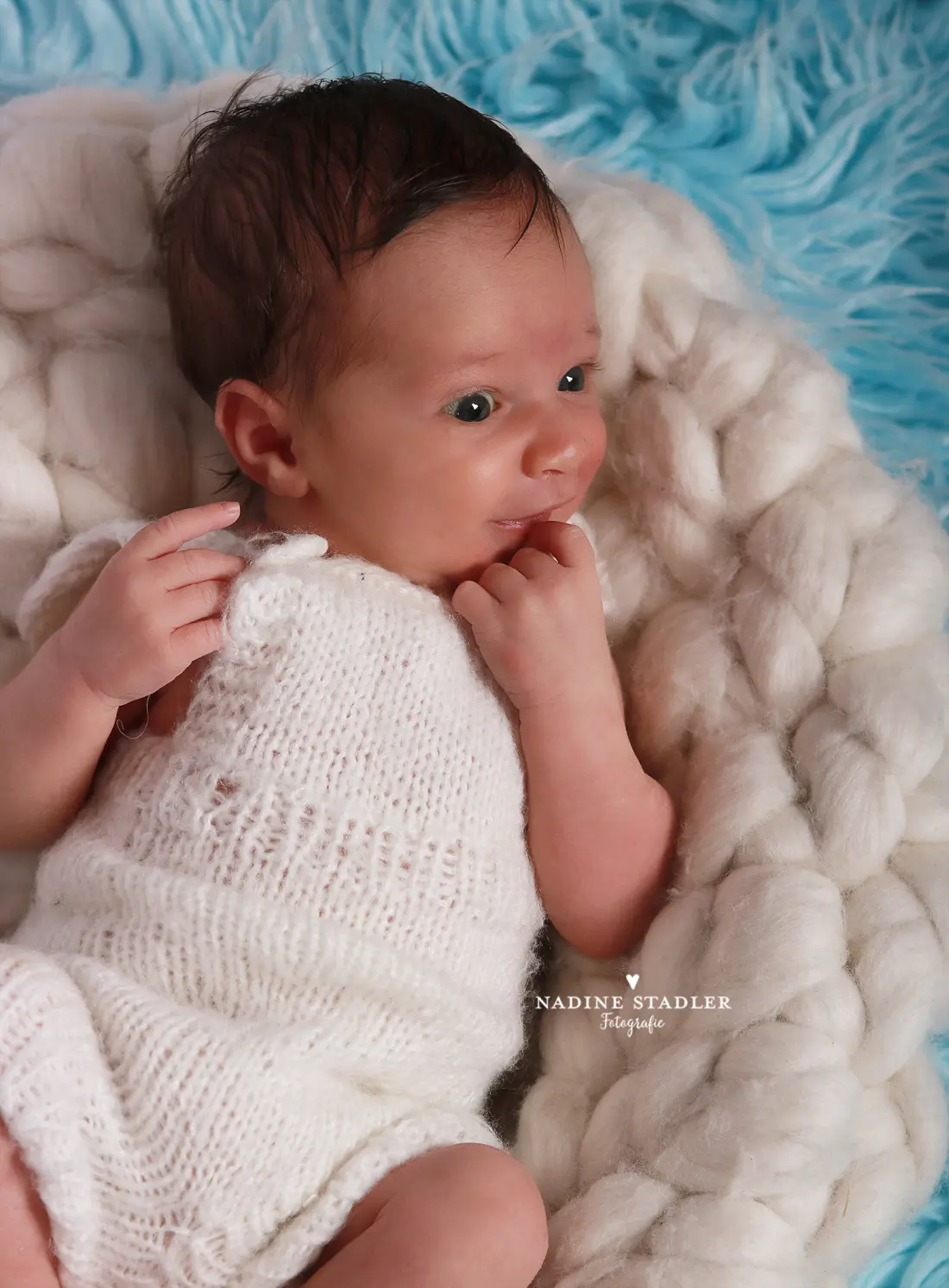 Neugeborenenfotoshooting Wuppertal, Fotostudio, Fotoshooting, Fotograf Wuppertal, Neugeborenenfoto Wuppertal, Babyfoto Wuppertal