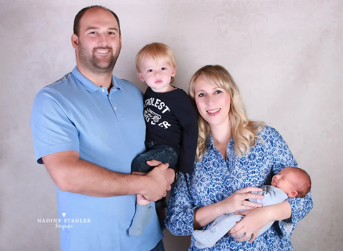 Familienfoto, Wuppertal, Fotostudio Wuppertal, Fotoshoting Wuppertal, Fotograf Wuppertal, Familienfoto Wuppertal 