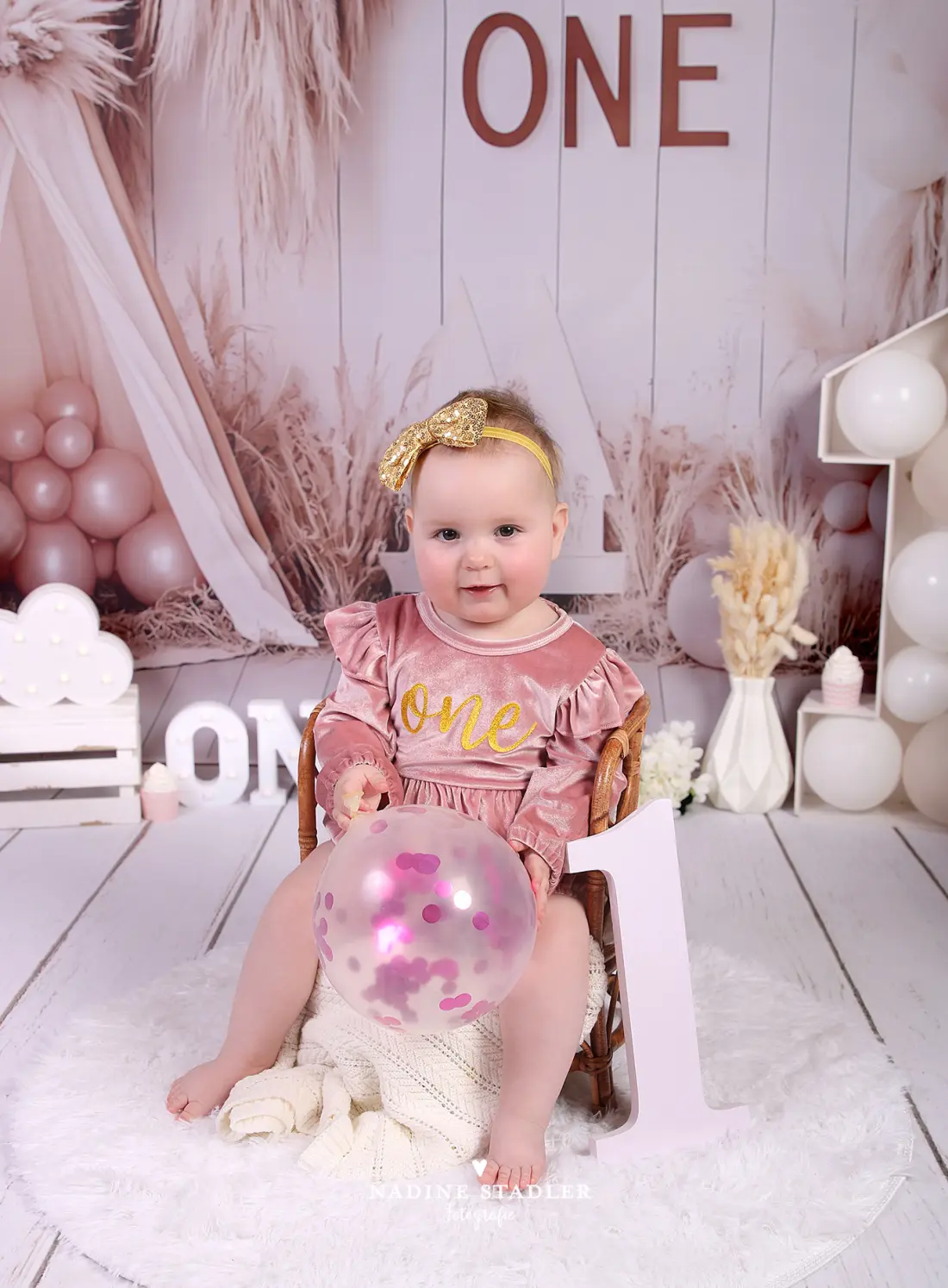 Cakesmashfoto, Wuppertal, Fotostudio Wuppertal, Fotoshooting Wuppertal, Fotograf Wuppertal, Cakesmash Wuppertal, Fotograf NRW, erster Geburtstag, Fotografin Wuppertal