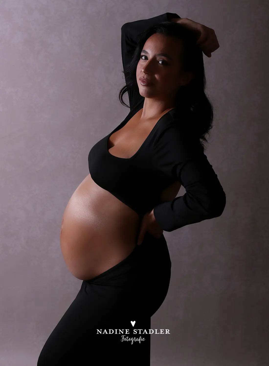 Fotografin Wuppertal, Fotograf Wuppertal, Fotostudio Wuppertal, Wuppertal, Babybauchfotoshooting Wuppertal, Babybauchfoto Wuppertal, Schwangerschaftsfoto Wuppertal, Schwangerschaft Wuppertal, Babybauch Wuppertal