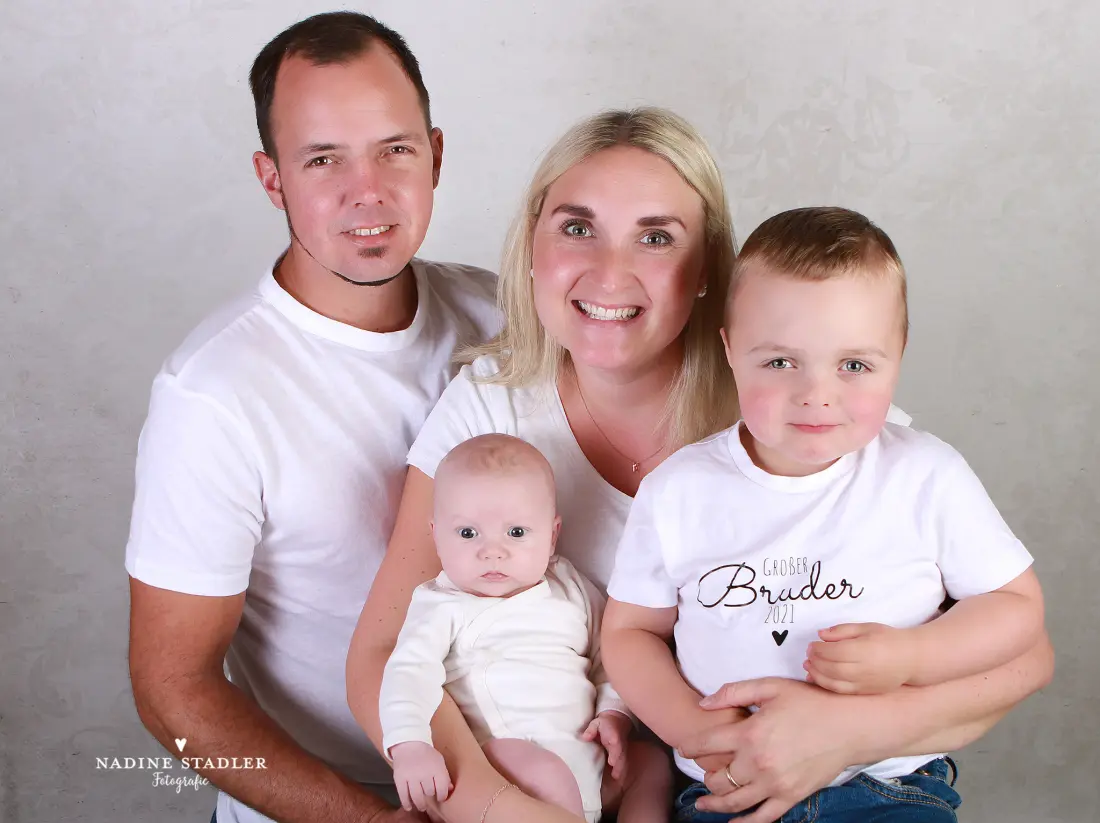 Familienfoto, Wuppertal, Fotostudio Wuppertal, Fotoshoting Wuppertal, Fotograf Wuppertal, Familienfoto Wuppertal 