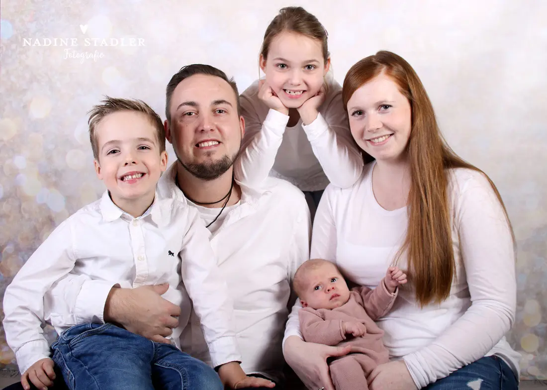 Familienfoto, Wuppertal, Fotostudio Wuppertal, Fotoshoting Wuppertal, Fotograf Wuppertal, Familienfoto Wuppertal 