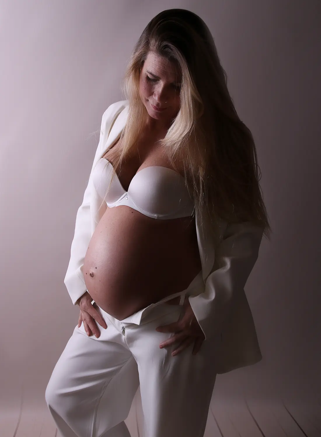 Fotograf Wuppertal, Fotostudio Wuppertal, Wuppertal, Babybauchfotoshooting Wuppertal, Babybauchfoto Wuppertal, Schwangerschaftsfoto Wuppertal, Schwangerschaft Wuppertal, Babybauch Wuppertal