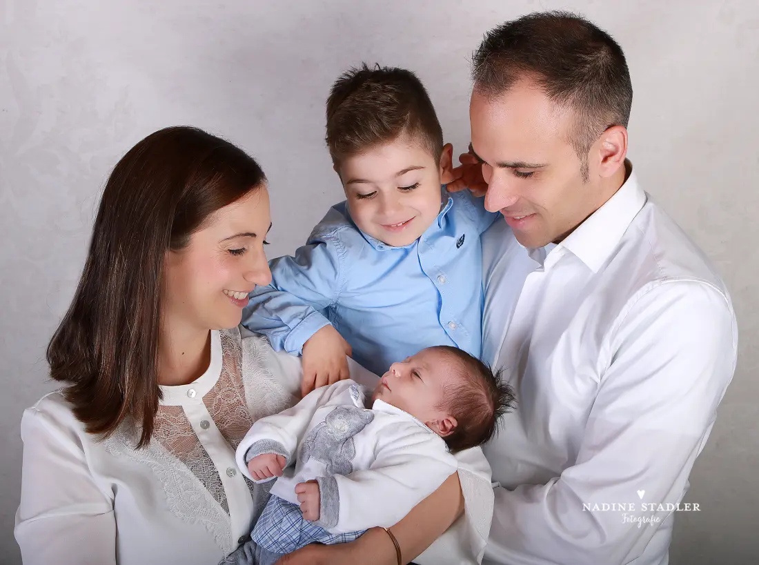 Familienfoto, Wuppertal, Fotostudio Wuppertal, Fotoshoting Wuppertal, Fotograf Wuppertal, Familienfoto Wuppertal 