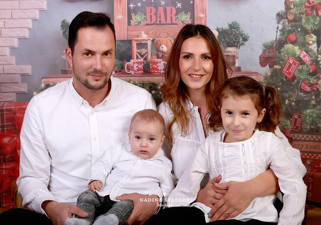 Familienfoto, Wuppertal, Fotostudio Wuppertal, Fotoshoting Wuppertal, Fotograf Wuppertal, Familienfoto Wuppertal 