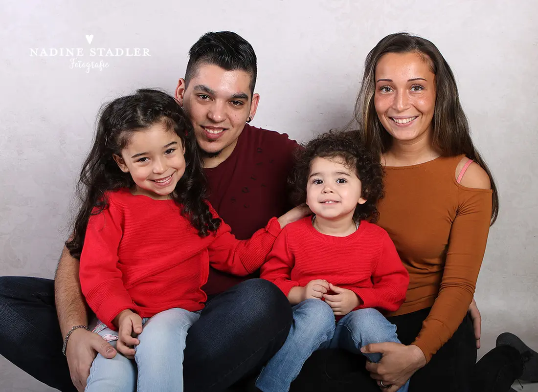 Familienfoto, Wuppertal, Fotostudio Wuppertal, Fotoshoting Wuppertal, Fotograf Wuppertal, Familienfoto Wuppertal 
