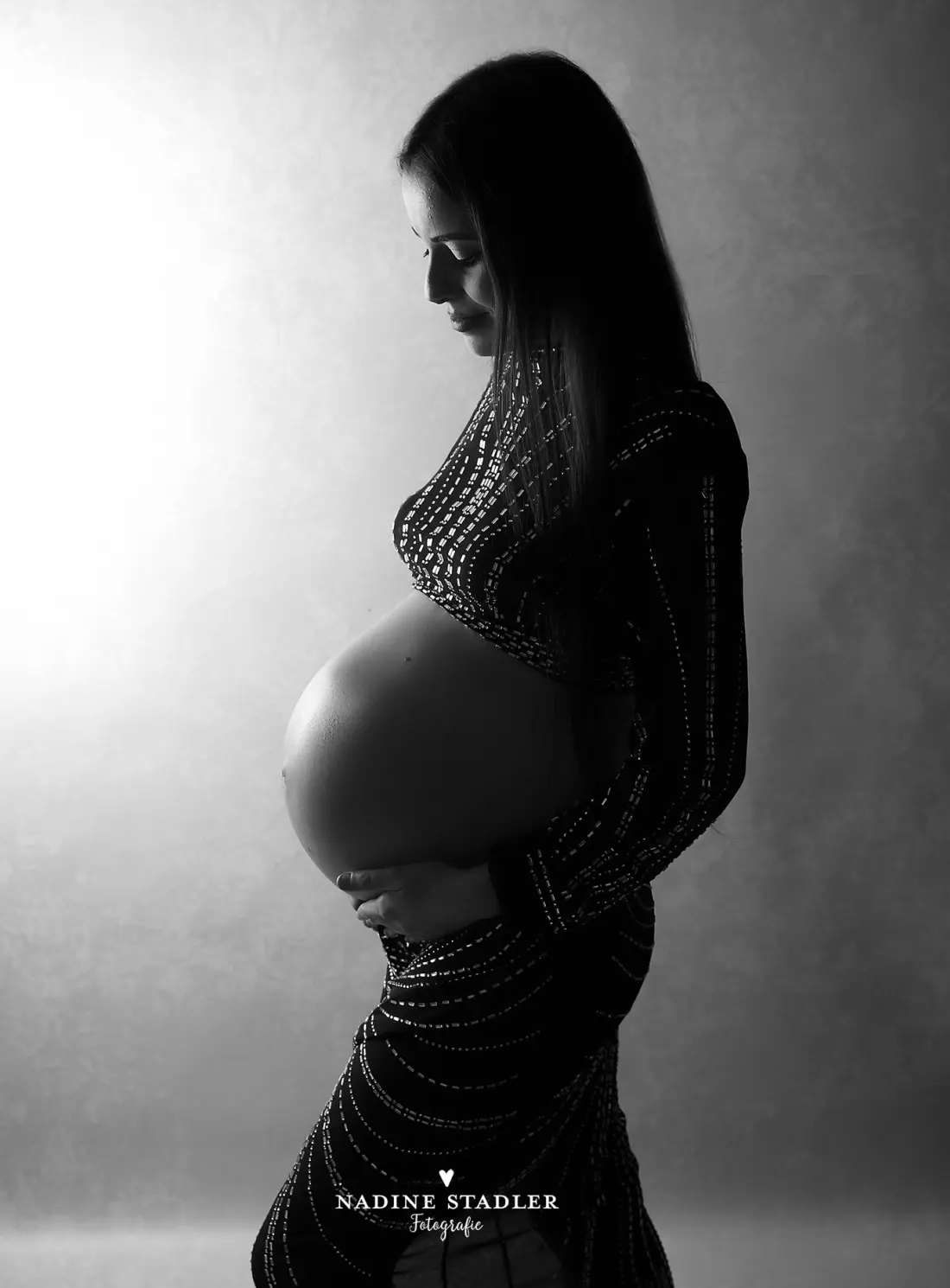 Fotografin Wuppertal, Fotograf Wuppertal, Fotostudio Wuppertal, Wuppertal, Babybauchfotoshooting Wuppertal, Babybauchfoto Wuppertal, Schwangerschaftsfoto Wuppertal, Schwangerschaft Wuppertal, Babybauch Wuppertal