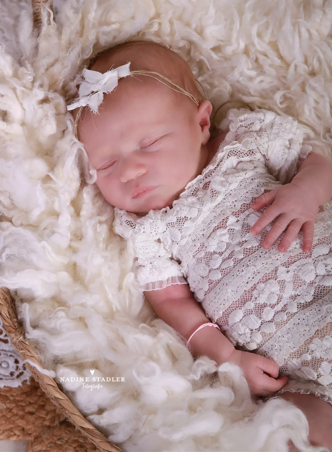 Neugeborenenfotoshooting Wuppertal, Fotostudio, Fotoshooting, Fotograf Wuppertal, Neugeborenenfoto Wuppertal, Babyfoto Wuppertal