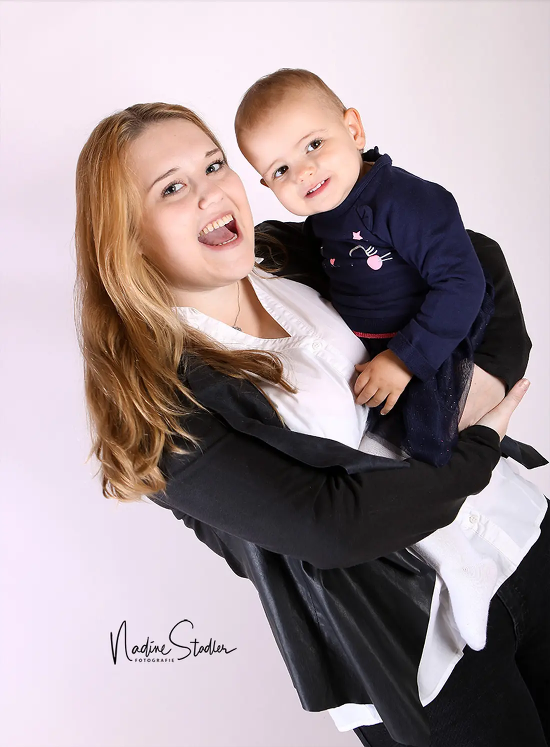 Familienfoto, Wuppertal, Fotostudio Wuppertal, Fotoshoting Wuppertal, Fotograf Wuppertal, Familienfoto Wuppertal 