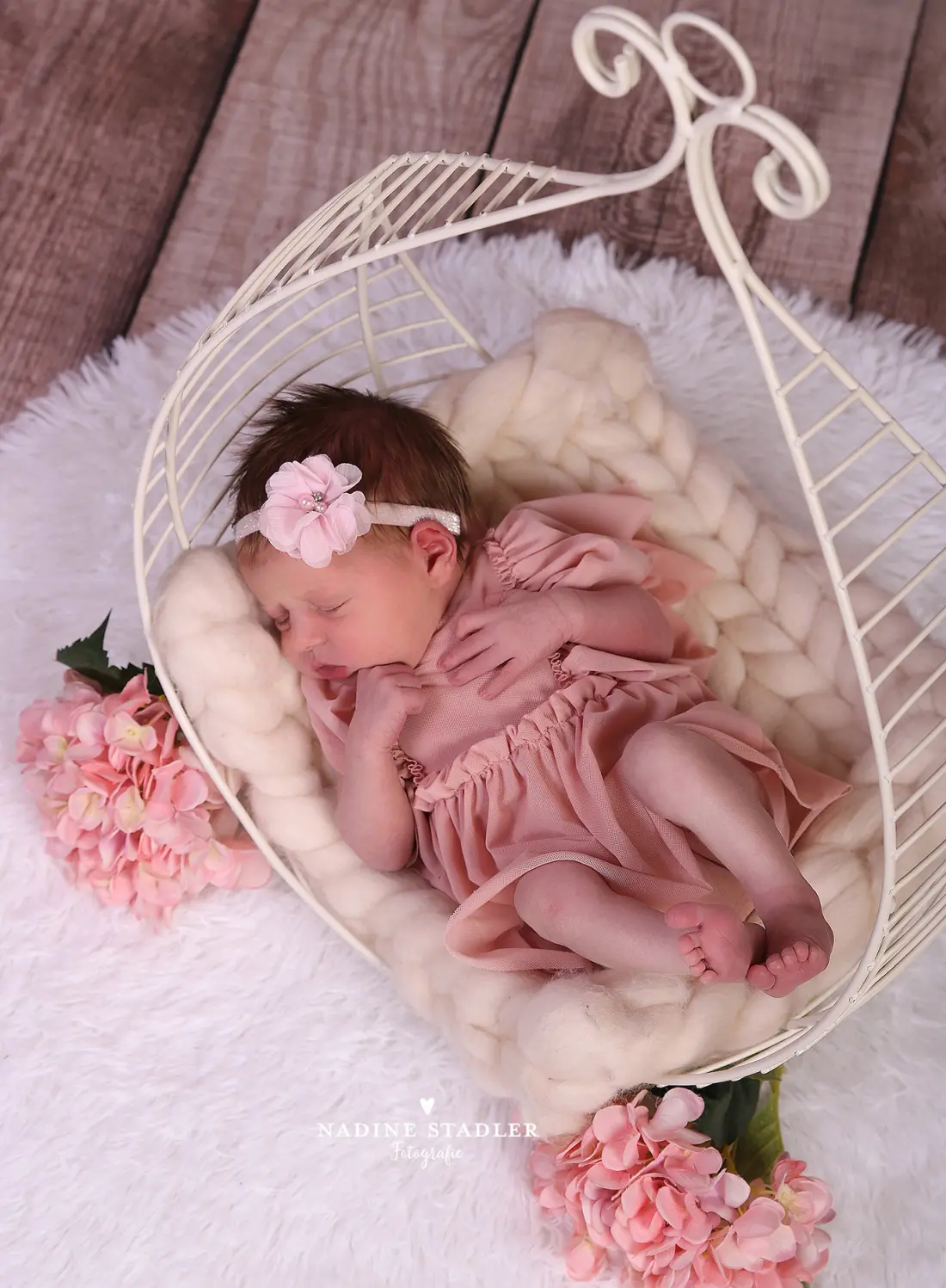 Neugeborenenfotoshooting Wuppertal, Fotostudio Wuppertal, Fotoshooting, Fotograf Wuppertal, Neugeborenenfoto Wuppertal, Babyfoto Wuppertal, Fotografin Wuppertal