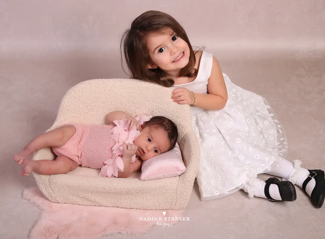 Neugeborenenfotoshooting Wuppertal, Fotostudio, Fotoshooting, Fotograf Wuppertal, Neugeborenenfoto Wuppertal, Babyfoto Wuppertal, Fotograf Wuppertal, Fotostudio Wuppertal