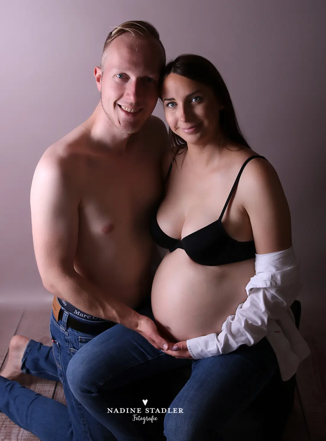 Fotografin Wuppertal, Fotograf Wuppertal, Fotostudio Wuppertal, Wuppertal, Babybauchfotoshooting Wuppertal, Babybauchfoto Wuppertal, Schwangerschaftsfoto Wuppertal, Schwangerschaft Wuppertal, Babybauch Wuppertal